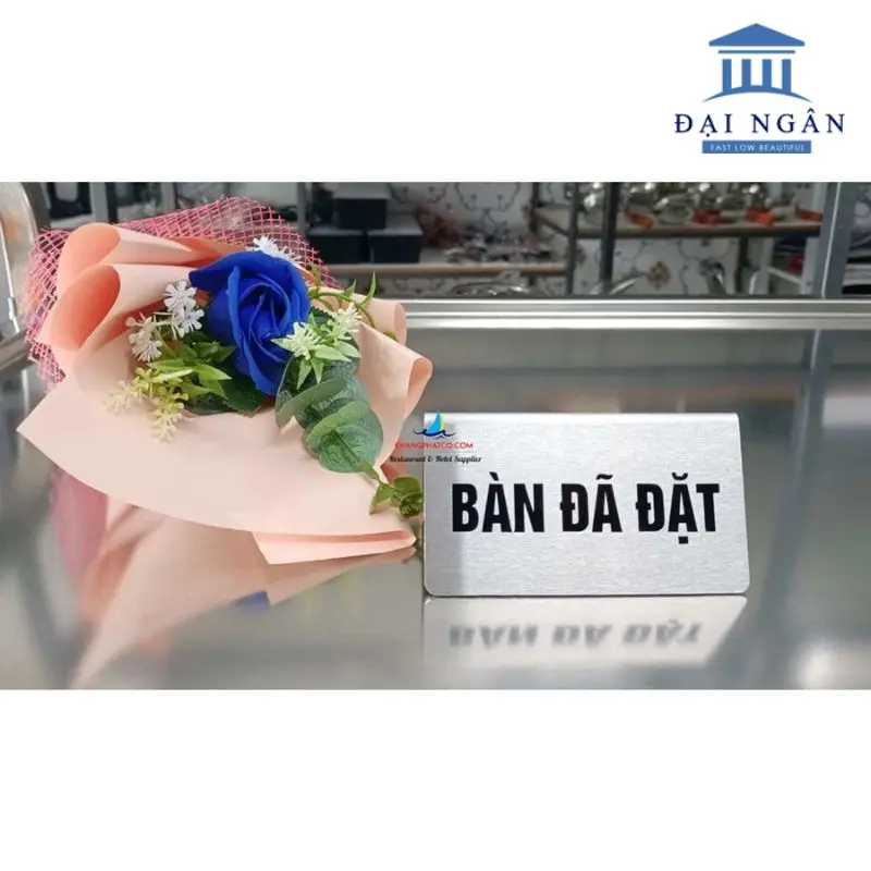 bảng đặt bàn inox