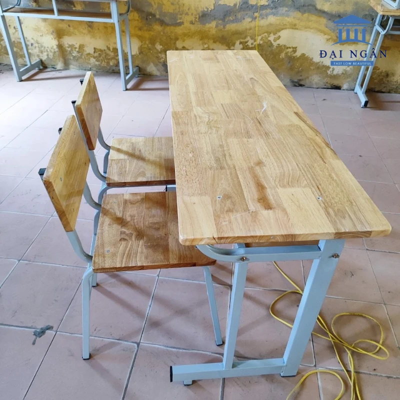 bàn ghế học sinh gỗ tự nhiên