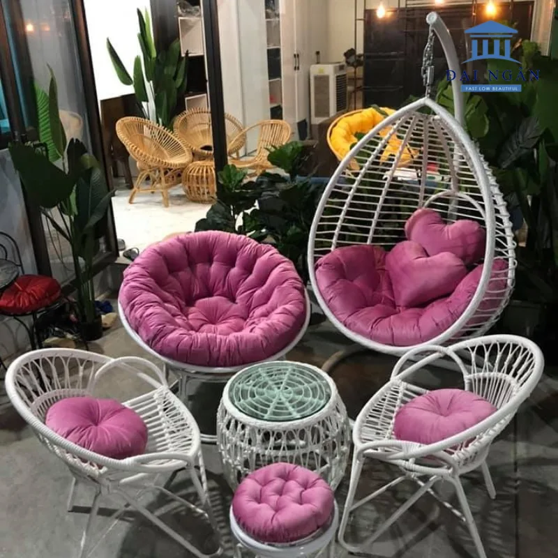 bàn ghế đọc sách cho trẻ