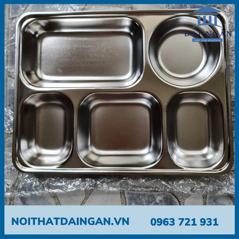 Khay đựng thức ăn công nghiệp có 5 ô sâu bằng inox K04