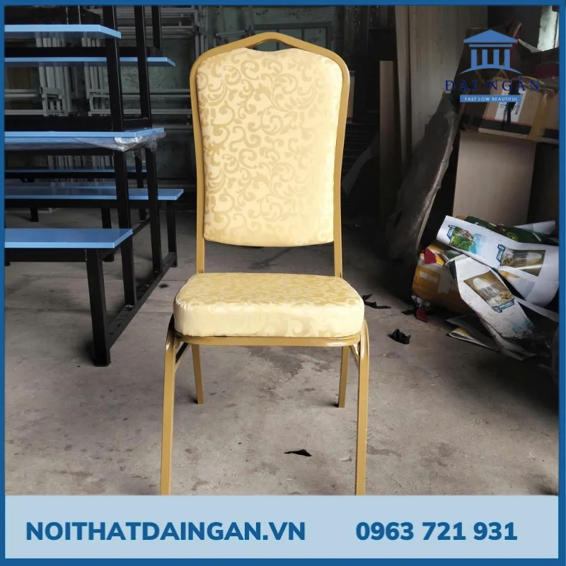 Ghế nhà hàng khung sắt bọc nệm