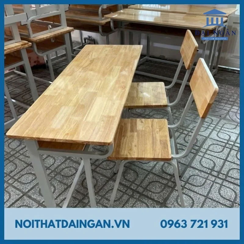 bàn ghế học sinh tiểu học ở nhà