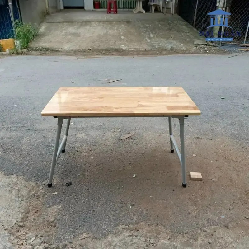 bàn mẫu giáo chân gấp