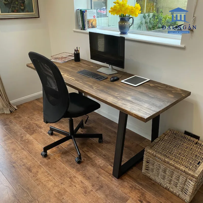 bàn học gỗ sồi nga