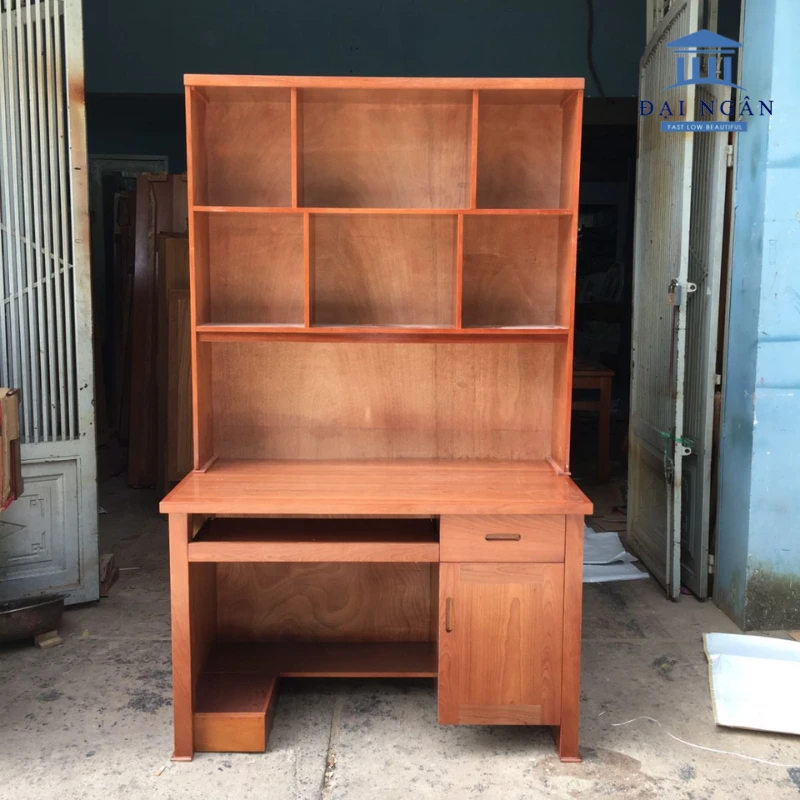 bàn học gỗ thịt