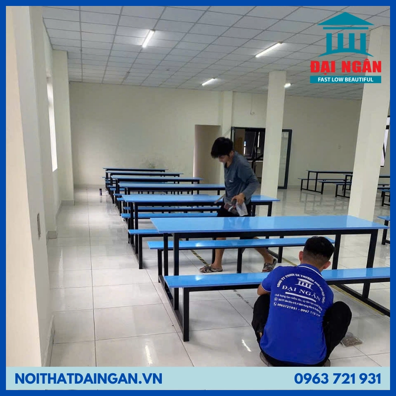 bàn ghế inox Cao Bằng phổ biến nhất