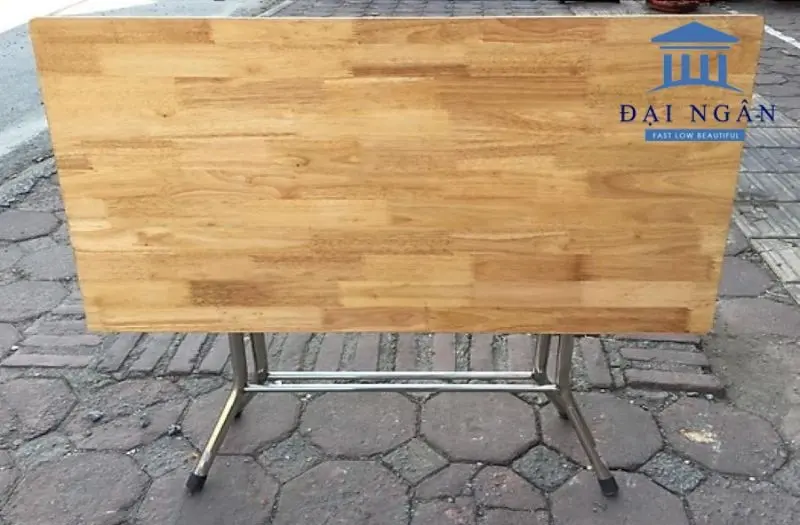 bàn inox mặt gỗ