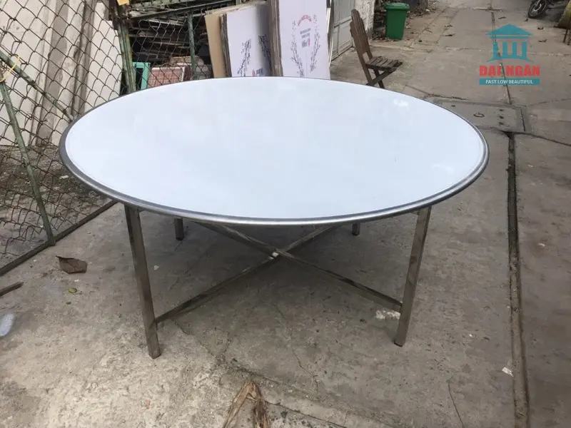 bàn tròn inox 1m4 giá bao nhiêu