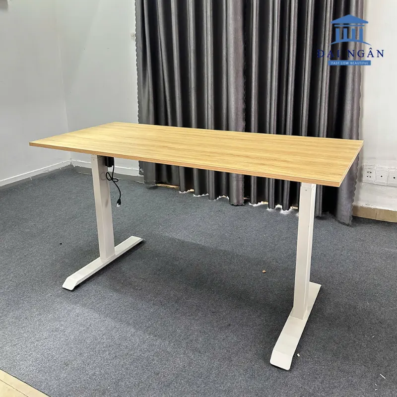 bàn bệt học sinh