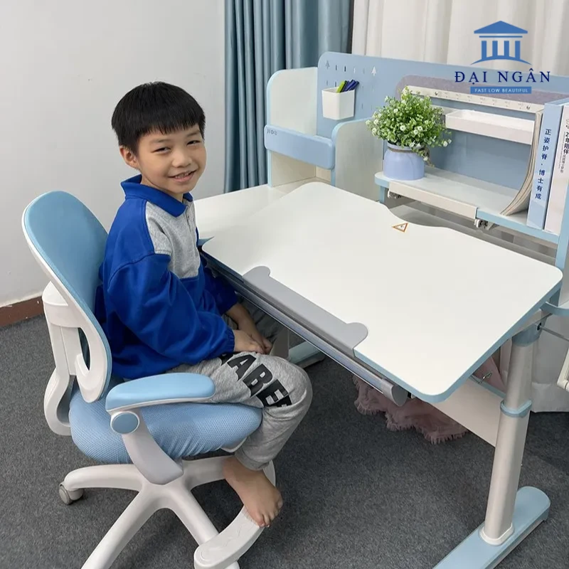 ghế học cho bé lớp 1