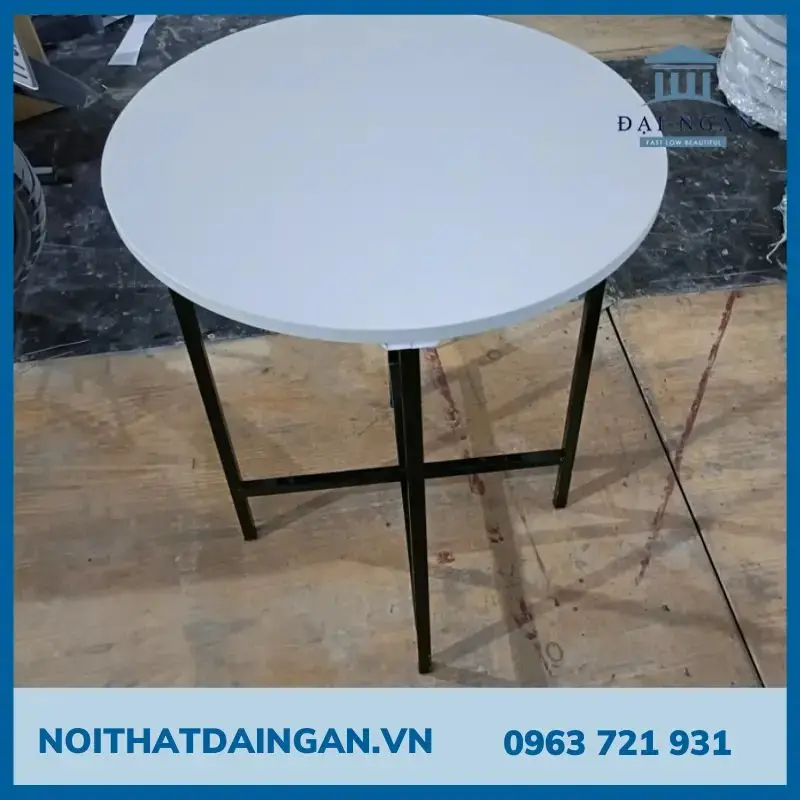 Bàn buffet tròn nhỏ gọn (đường kính 80cm)