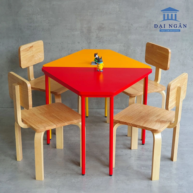 Bàn ghế góc xếp hình mầm non