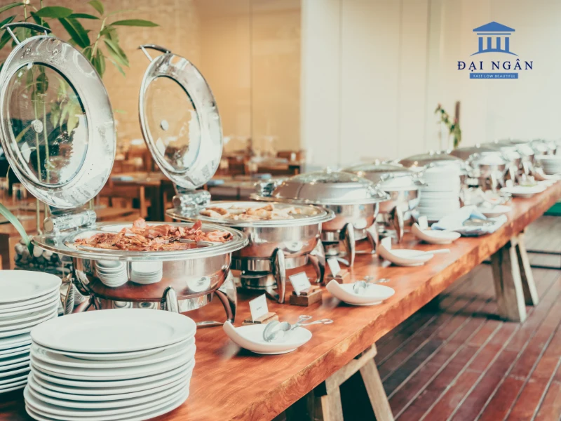 Sắp xếp bàn ghế nhà hàng buffet