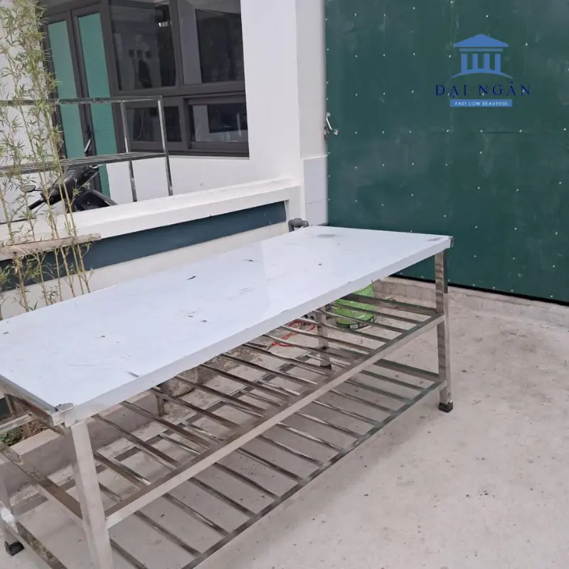 Tại sao nên mua bàn tầng có kệ song tại Đại Ngân Tại sao nên mua bàn tầng có kệ song tại Đại Ngân