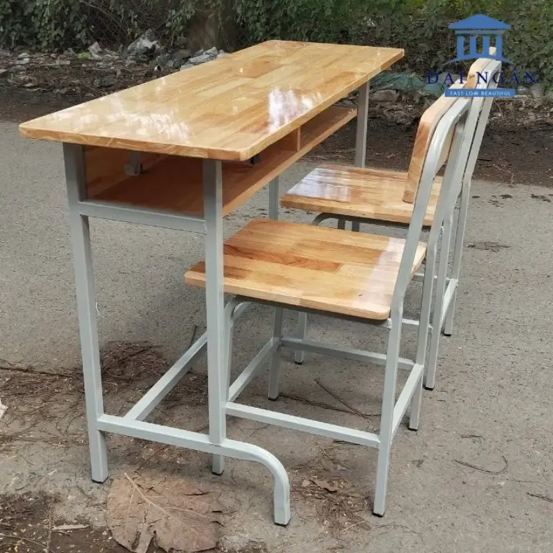 bàn đôi học sinh