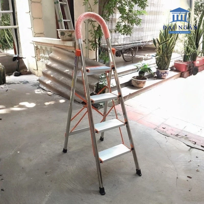 thang ghế nhôm 3 bậc GDN27