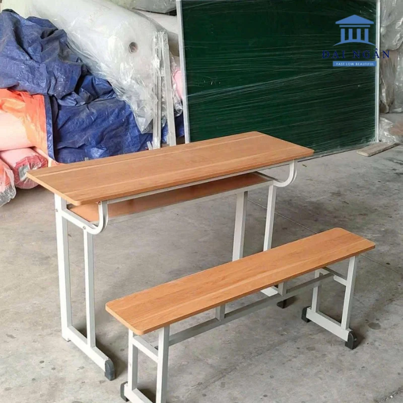 bàn ghế học sinh dính liền