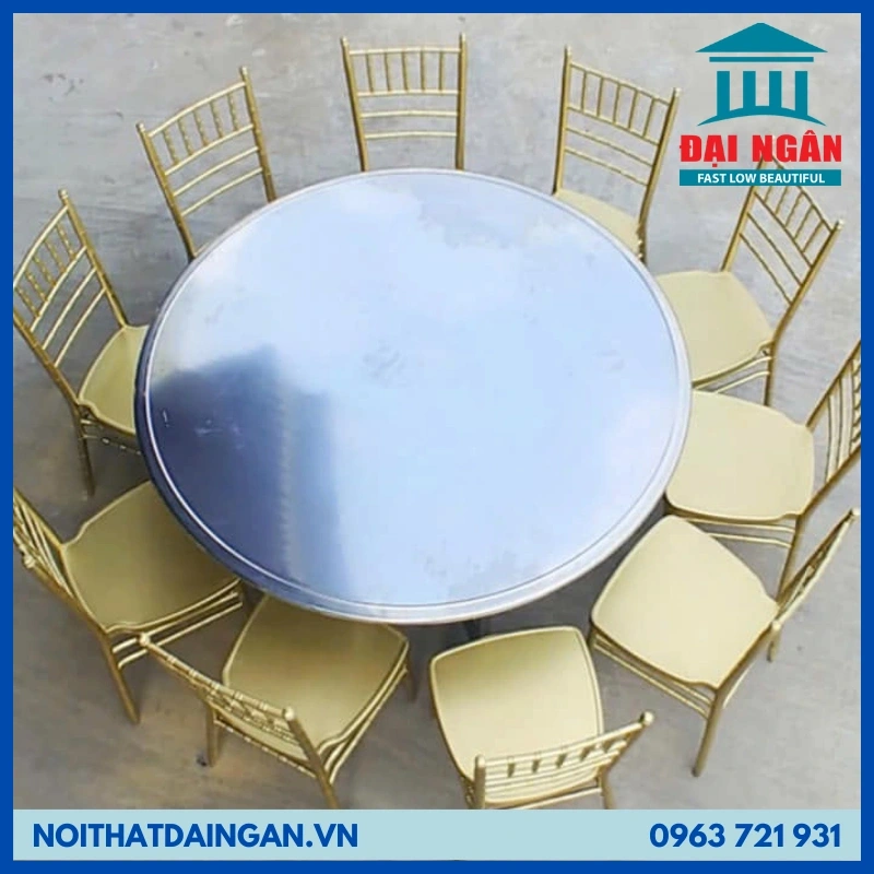 Bộ bàn ghế inox tròn giá bao nhiêu tiền