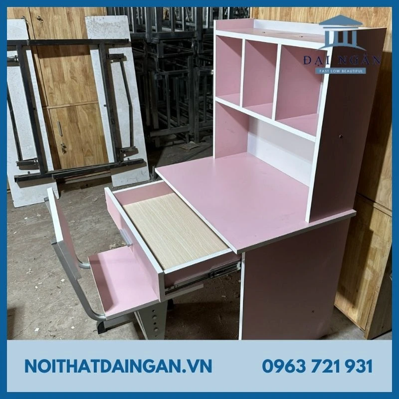 mẫu bàn học có kệ sách