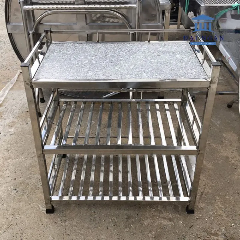 Lưu ý khi lựa chọn và sử dụng bàn bếp khung inox mặt đá