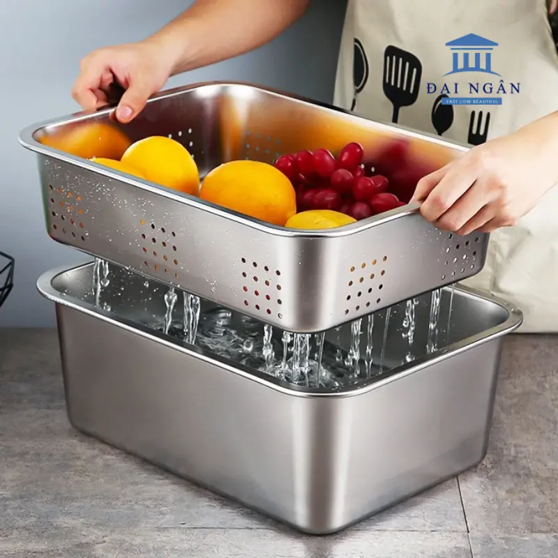 Ưu điểm và công dụng chính của khay inox lỗ