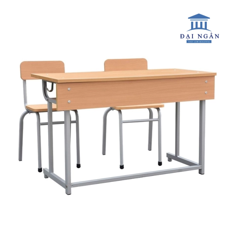 cách chọn bàn học cho bé lớp 1