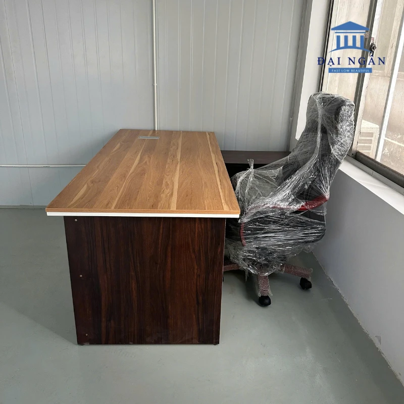 bàn làm việc giám đốc GD01