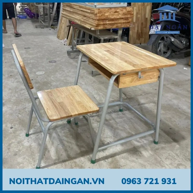 bàn ghế học sinh gỗ tự nhiên