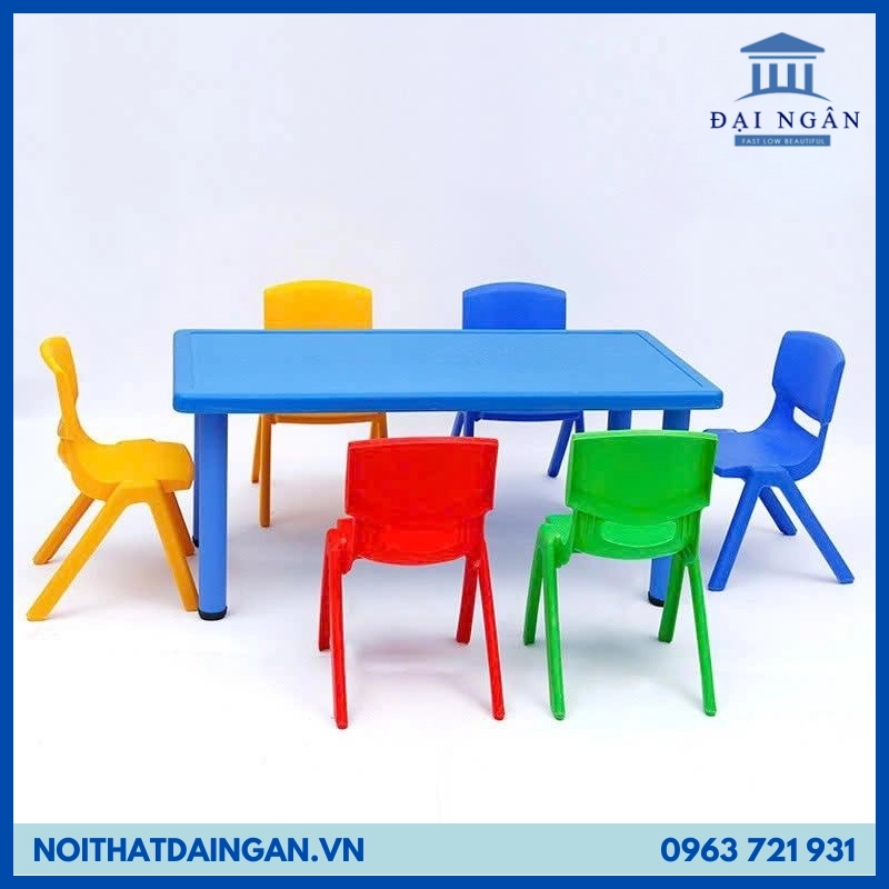 Bàn ghế góc xếp hình mầm non