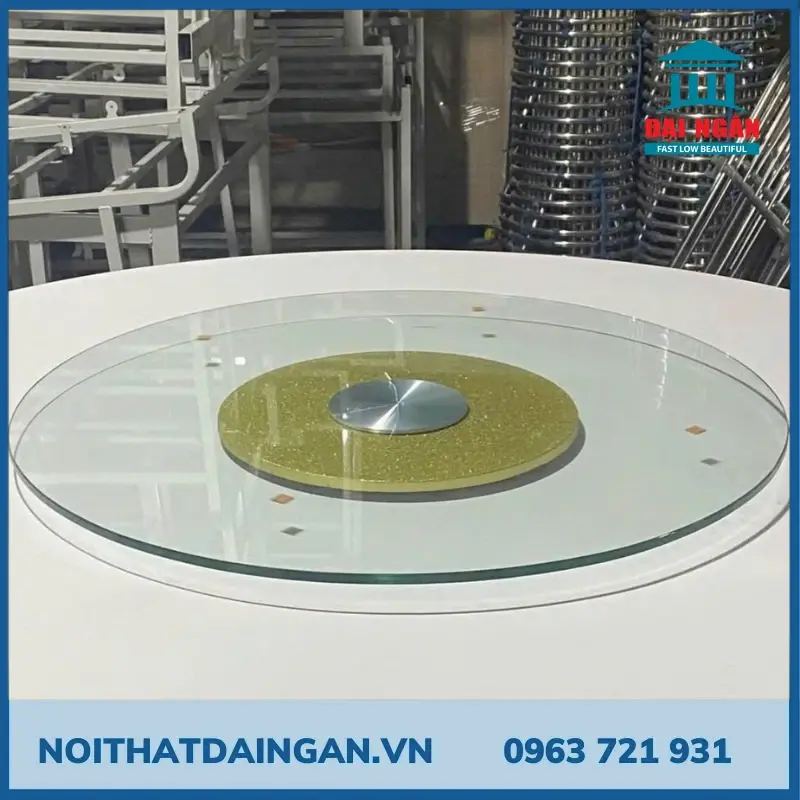 mâm xoay bàn tiệc