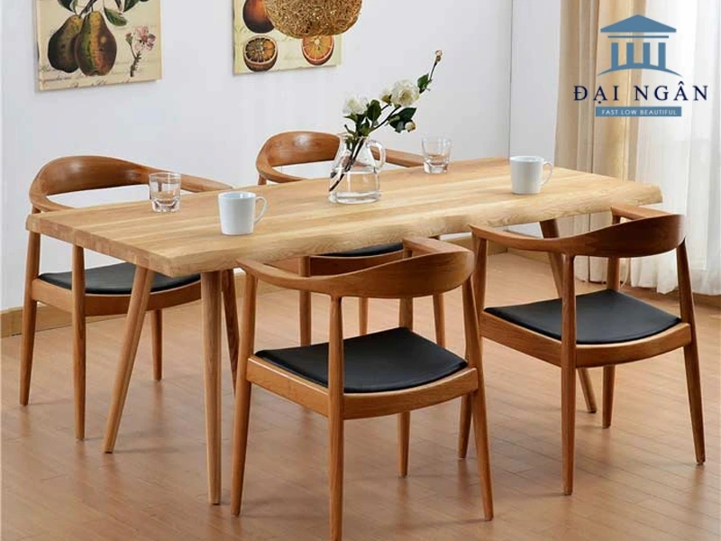 Lưu ý khi chọn mua các mẫu bàn ghế gỗ nhà hàng