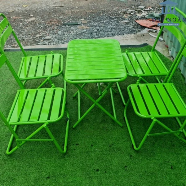 bộ bàn ghế sắt xếp cà phê màu xanh lá