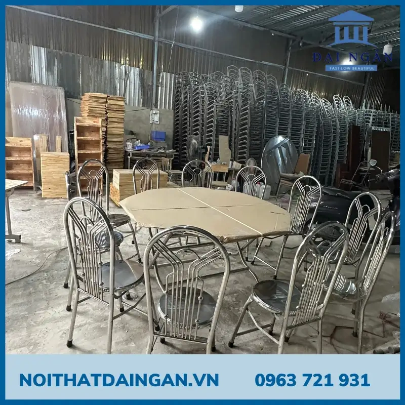 Địa chỉ mua bàn ghế inox tại quận 7 uy tín nhất