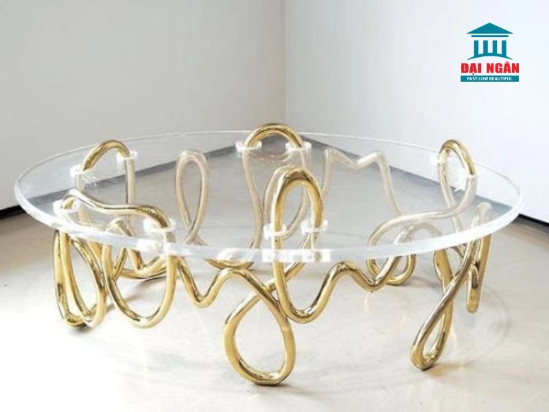 Bàn trà mặt kính chân inox mạ vàng phá cách