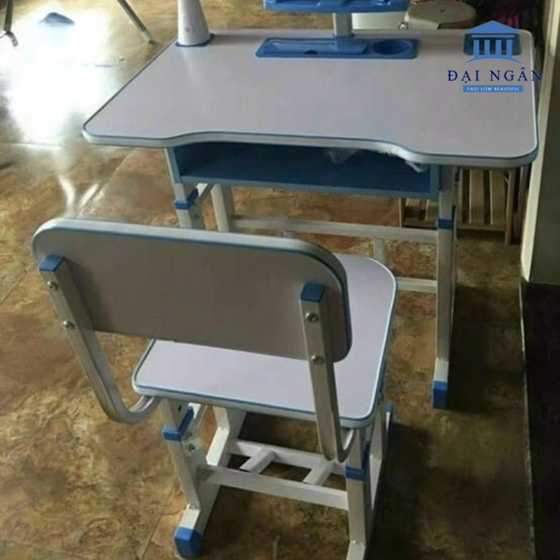 bàn ghế học sinh ở nhà