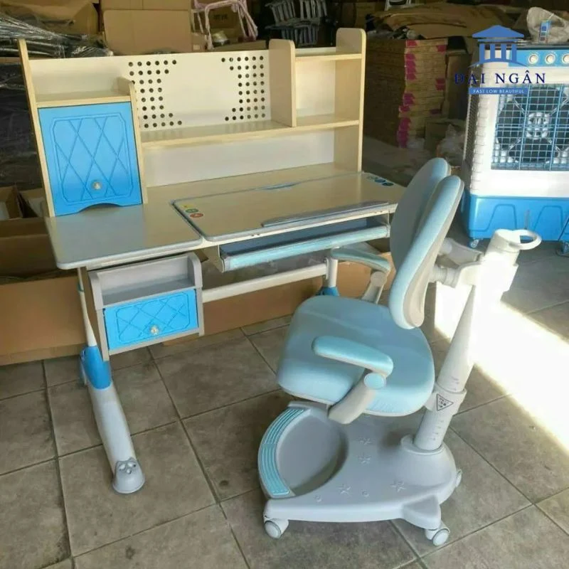bàn học cho bé lớp 5