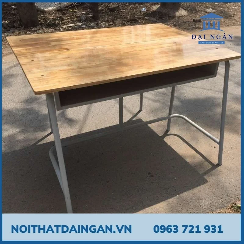 bàn học cho học sinh