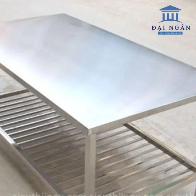 Tại sao nên mua bàn inox chế biến thức ăn tại Nội Thất Đại Ngân