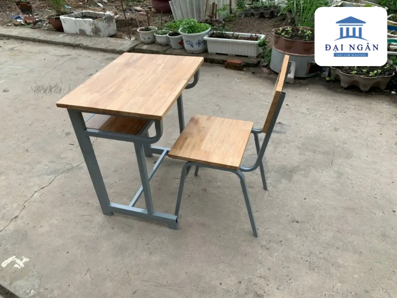 bàn học sinh