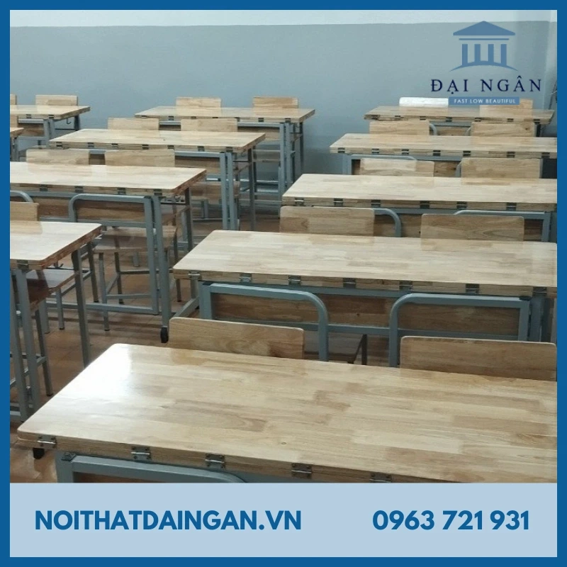 bàn đôi học sinh