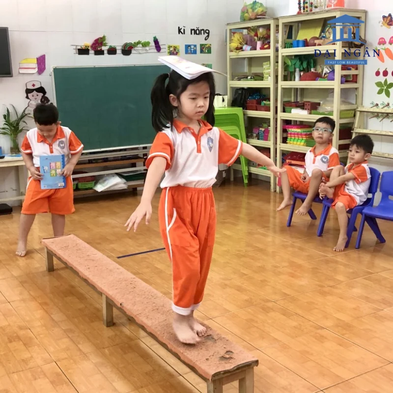 ghế băng thể dục mầm non ghế băng thể dục mầm non