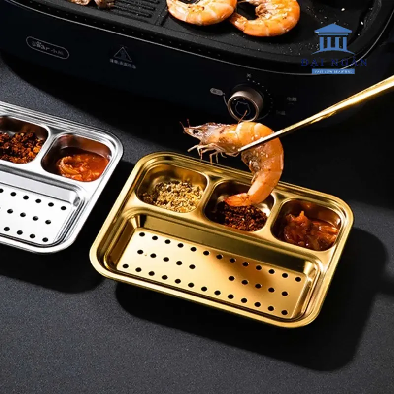 Khay inox chữ nhật có lỗ mạ vàng