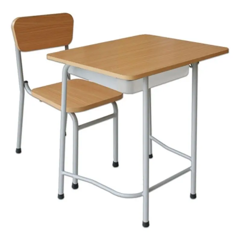 Bảo quản bàn ghế học sinh