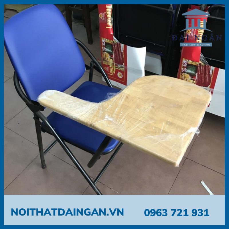 Ghế gấp liền bàn chân sắt sơn mặt gỗ cao su